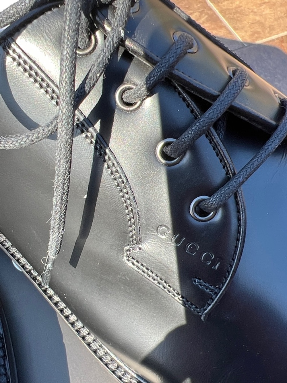 Gucci Black Leather Cap-Toe Derby Lace-Up Shoes - Picture 9 of 14